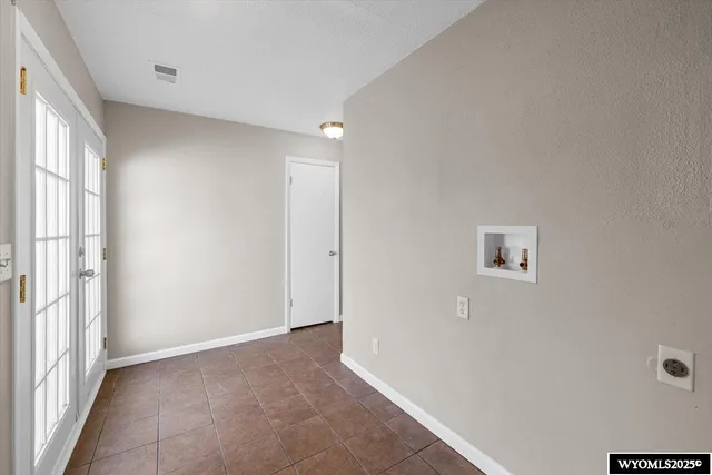 $235,000 | 145 North Iowa Avenue, Casper, WY 82609