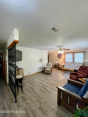 $450,000 | 1556 Farrow Fork Road, Engelhard, NC 27824