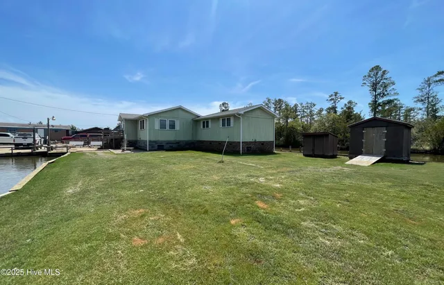 $450,000 | 1556 Farrow Fork Road, Engelhard, NC 27824