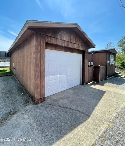 $450,000 | 1556 Farrow Fork Road, Engelhard, NC 27824