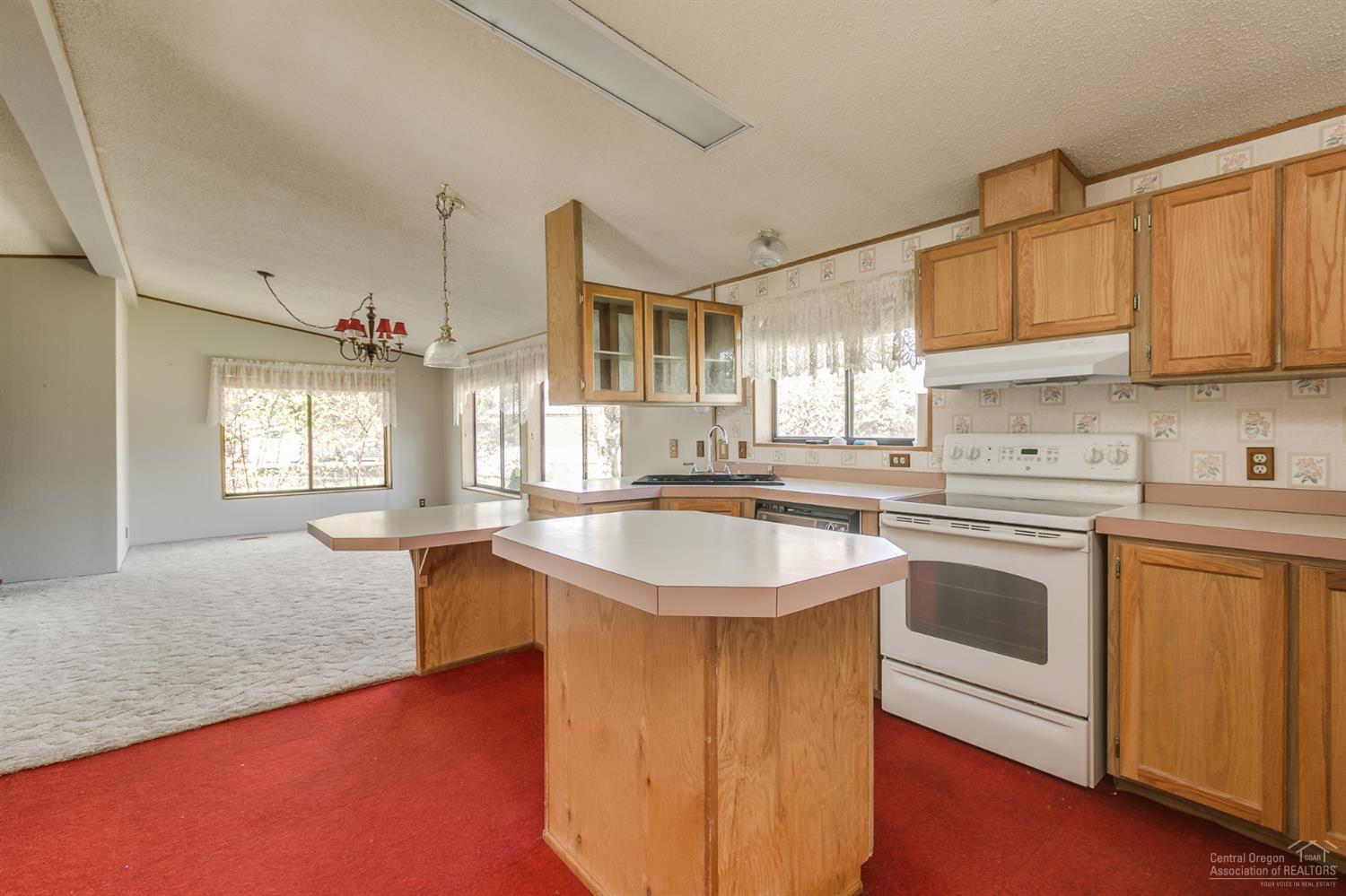 60885 Raintree Court Bend, OR 97702 - Photo 12 of 24 Additional Photo