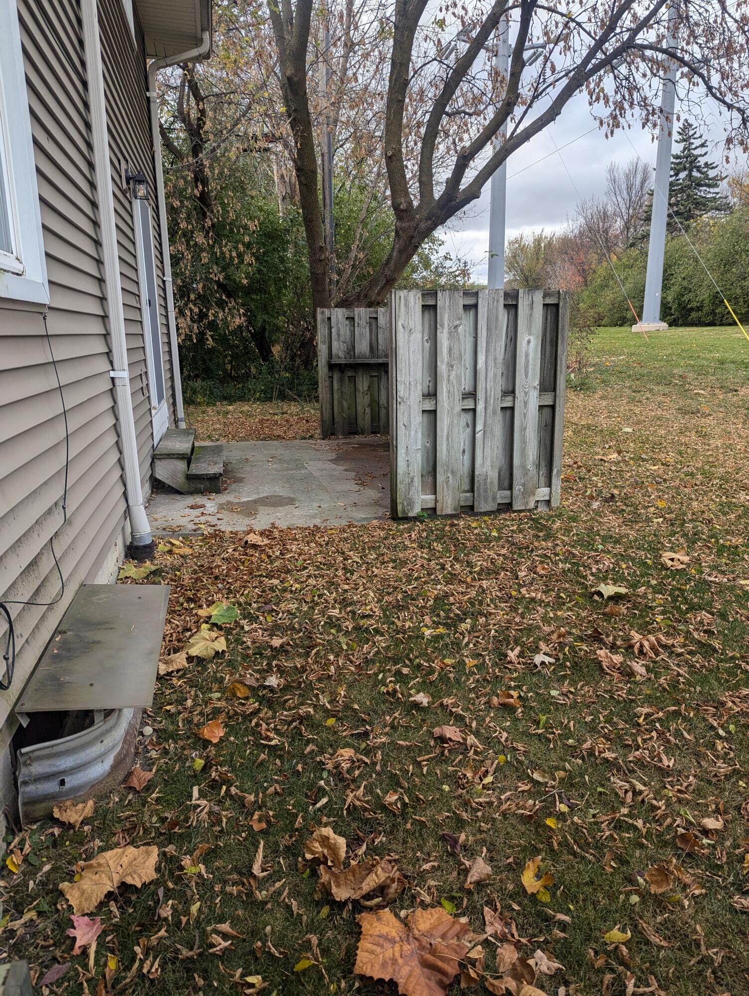 117-119 South 71st Street Milwaukee, WI 53214 - Photo 22 of 24 Unit 121 Backyard