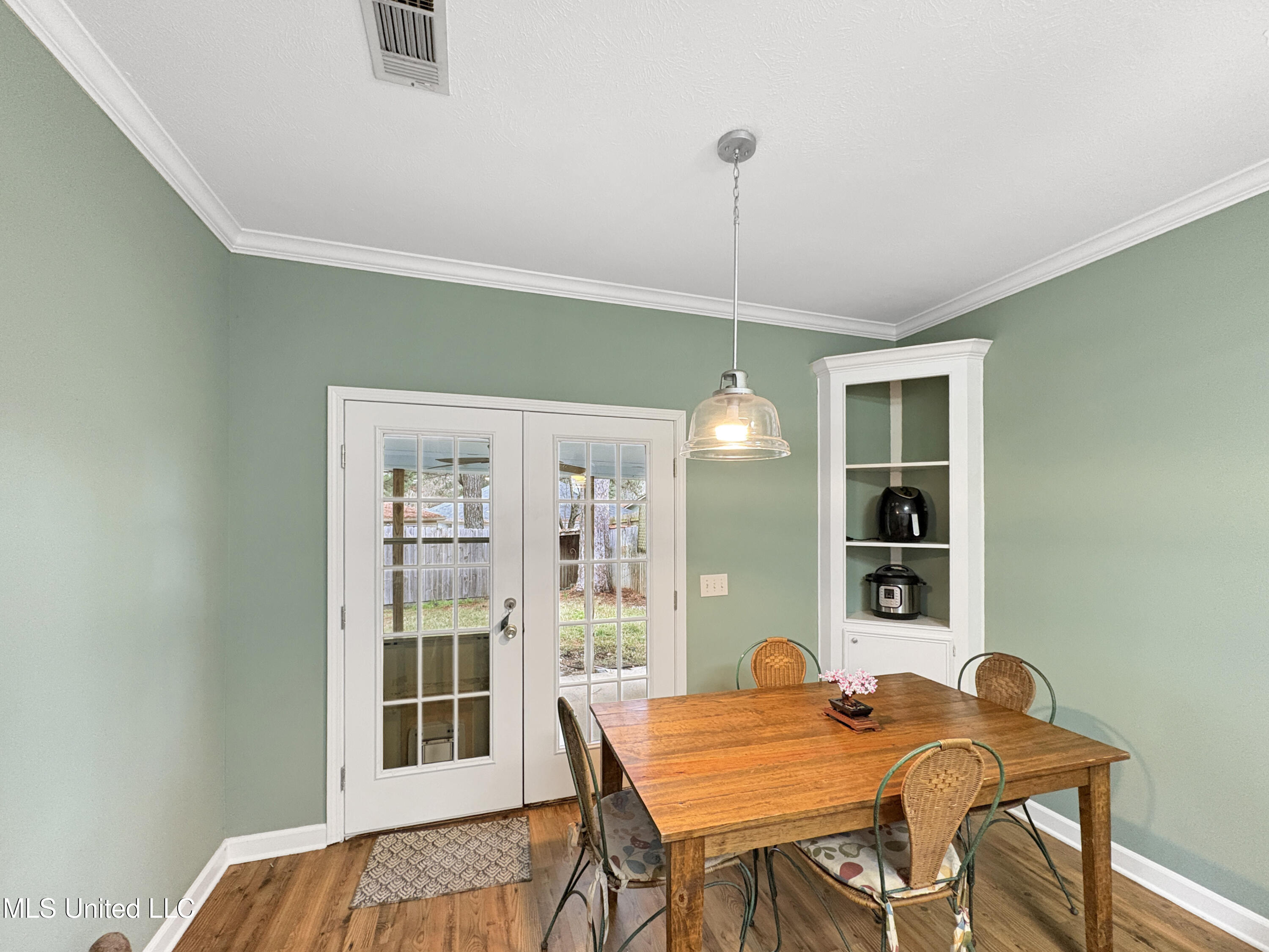 190 Commonwealth Avenue Brandon, MS 39047 - Photo 10 of 22 breakfast