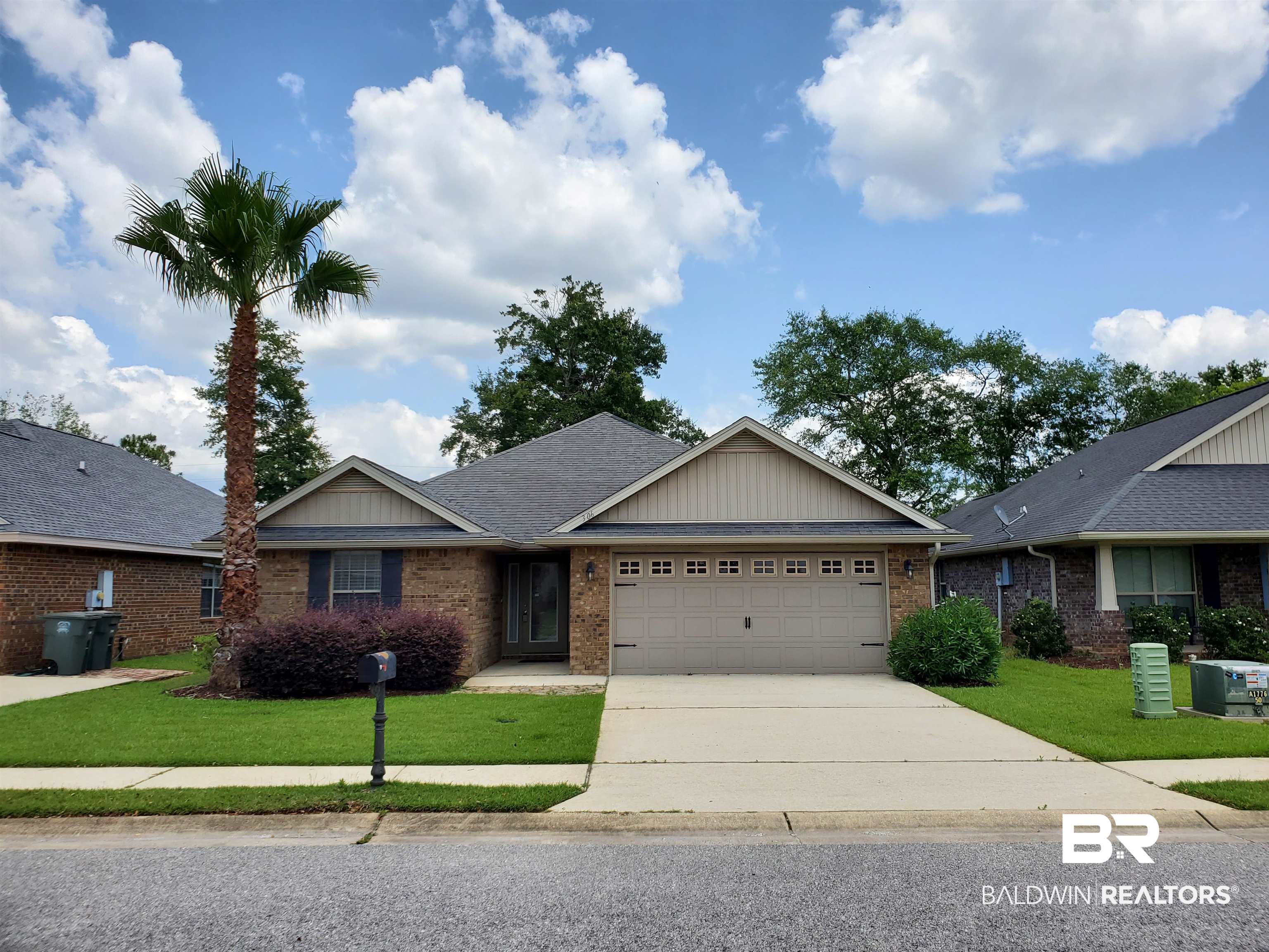 306 Amberlee Court Foley, AL 36535 - Photo 2 of 34 Gallery Image 2