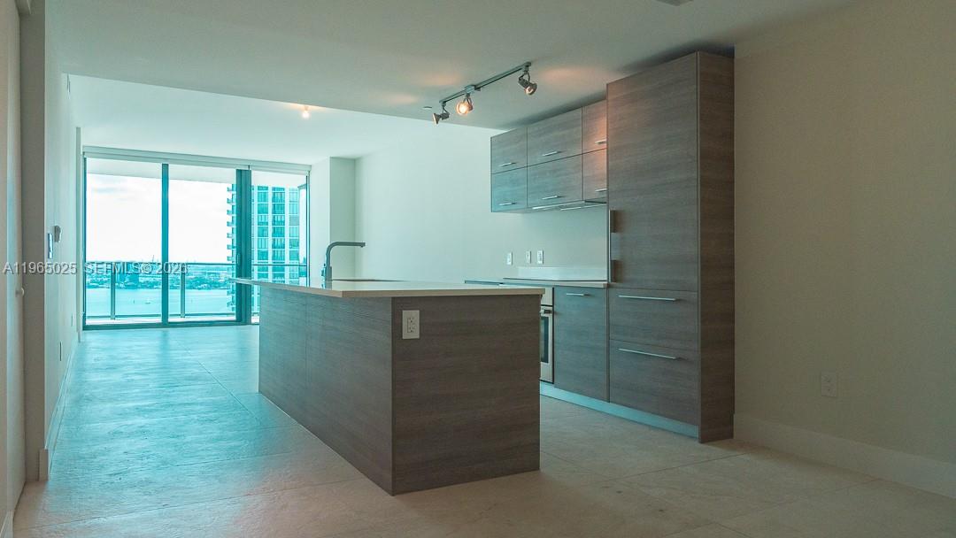 650 Northeast 32nd Street, Unit 2105 Miami, FL 33137 - Photo 6 of 61