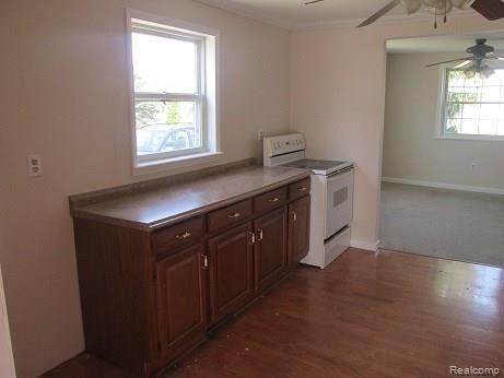 2270 Lindell Road Sterling Heights, MI 48310 - Photo 9 of 35