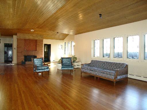 277 Gatesby Road Riverside, IL 60546 - Photo 3 of 15 a bedroom with furniture and wooden floor