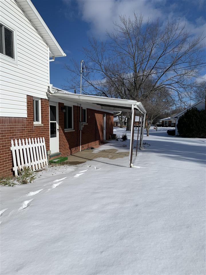 1437 Williamsburg Road Flint, MI 48507 - Photo 3 of 19 Gallery Image 3