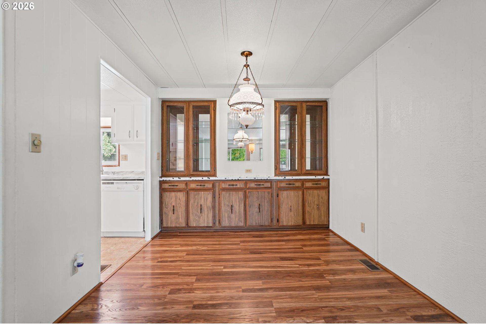 39202 Camp Creek Road, Unit 10 Springfield, OR 97478 - Photo 9 of 35 Gallery Image 9