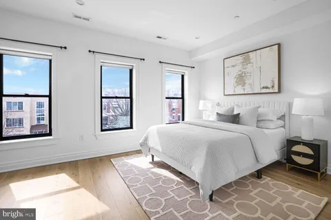 $829,000 | 1303 Spring Road Northwest, Unit 2, Washington, DC 20010