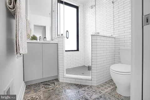 $829,000 | 1303 Spring Road Northwest, Unit 2, Washington, DC 20010