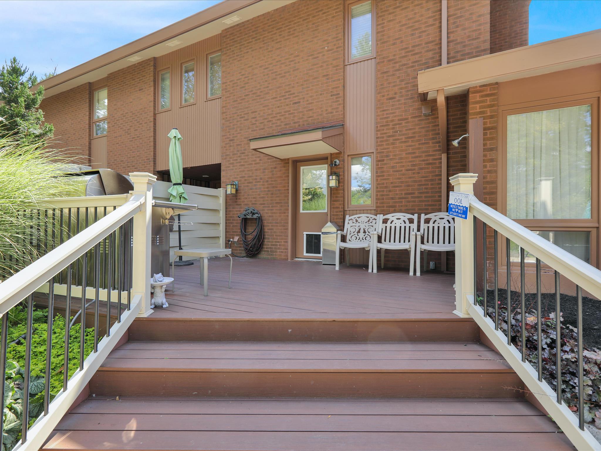 1617 Meadowlark Road Wyomissing, PA 19610 - Photo 29 of 36 Deck w view of outside shower.