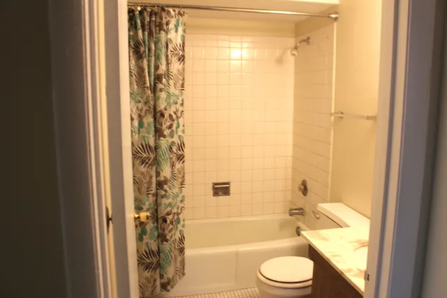 $1,595 | 4500 Beau Monde Drive, Unit 400, Lisle, IL 60532