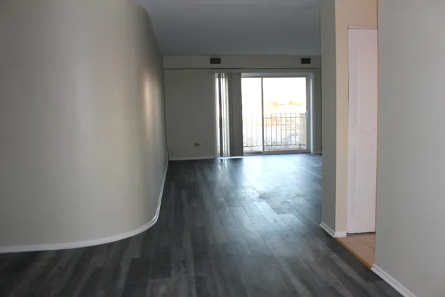 $1,595 | 4500 Beau Monde Drive, Unit 400, Lisle, IL 60532