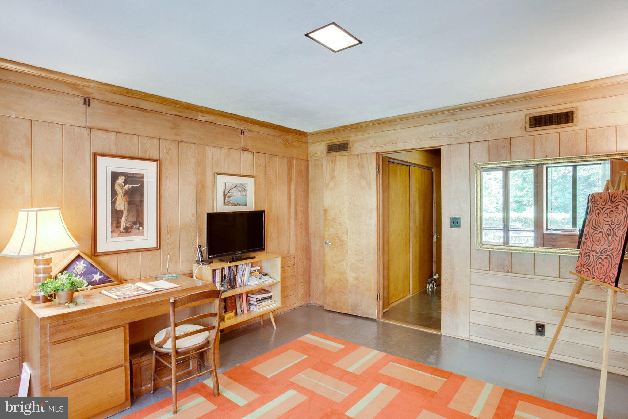 1201 Key Drive Alexandria, VA 22302 - Photo 17 of 82 Main House Bedroom 1