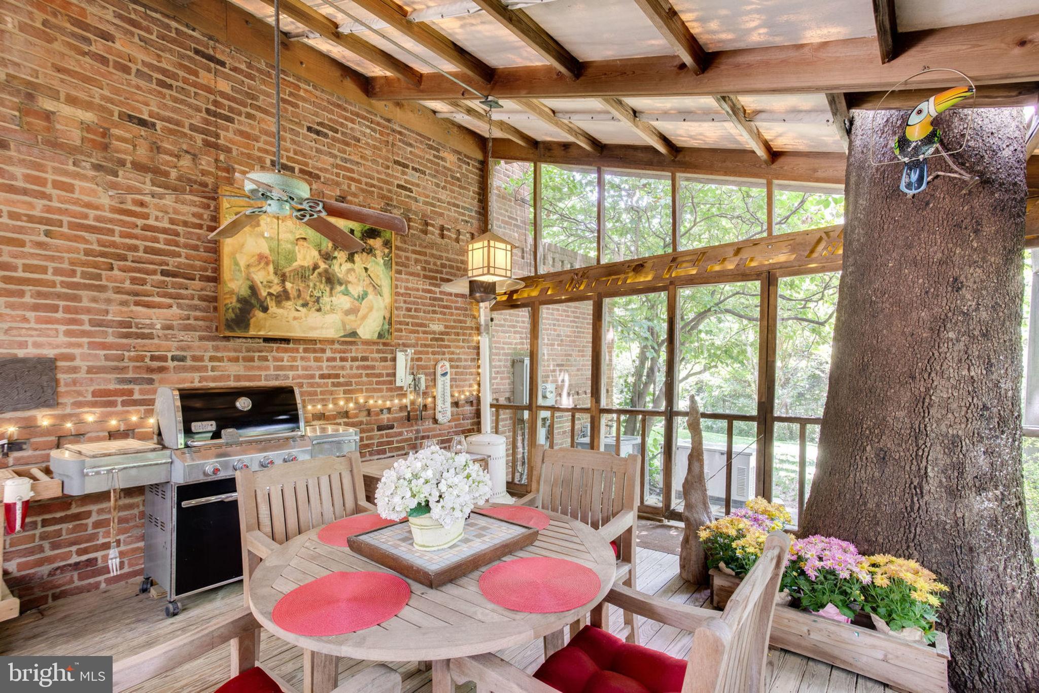 1201 Key Drive Alexandria, VA 22302 - Photo 30 of 82 Screened Porch