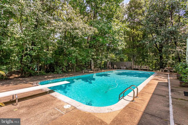 $2,400,000 | 1201 Key Drive, Alexandria, VA 22302