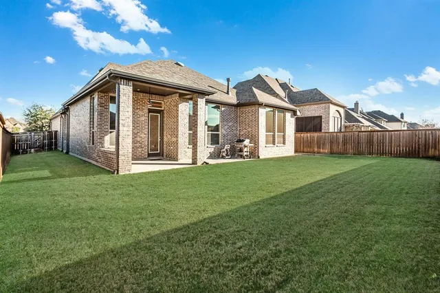 a view of a door of the house