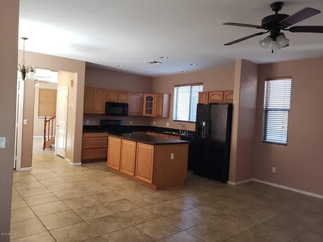 $2,395 | 11765 North 147th Drive, Surprise, AZ 85379