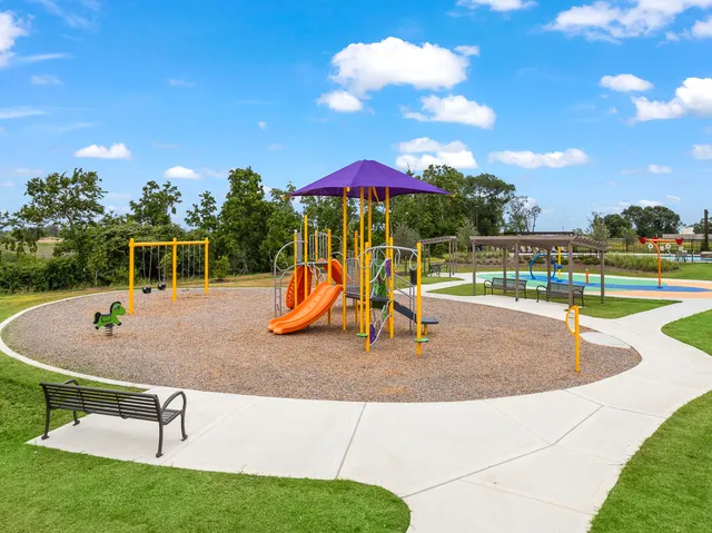 $339,900 | 4022 Crowning Court, Brookshire, TX 77423