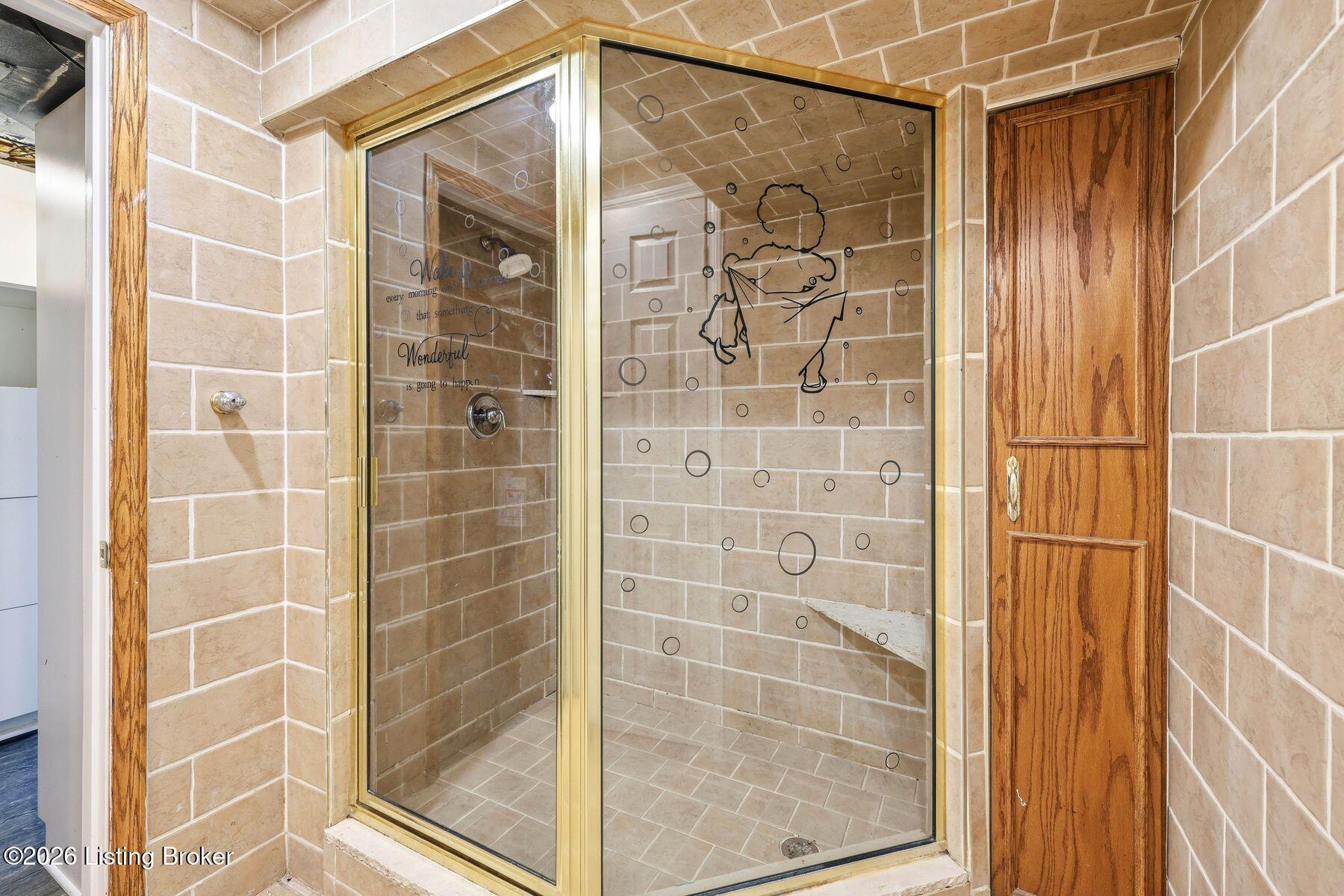 5504 Mt Washington Road Louisville, KY 40229 - Photo 33 of 49 photo_online_082