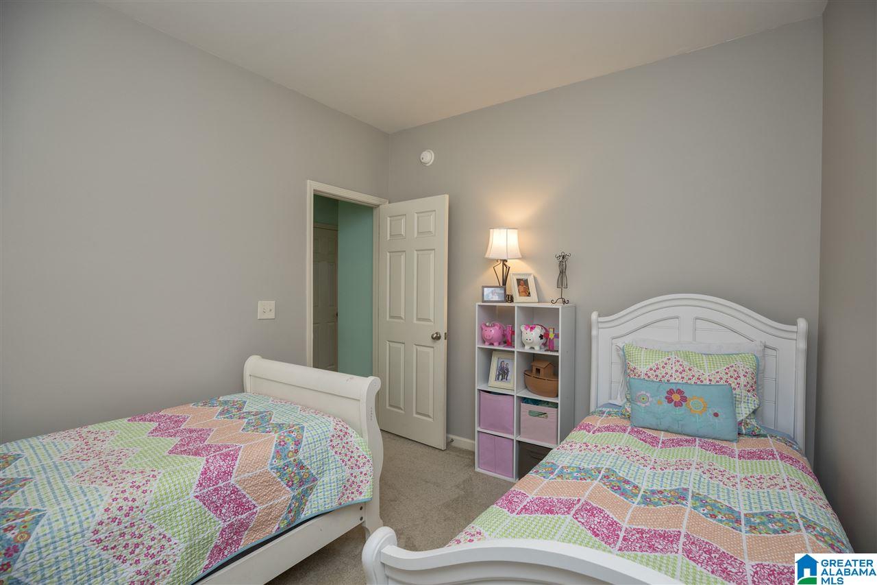 1073 Savannah Lane Calera, AL 35040 - Photo 23 of 49