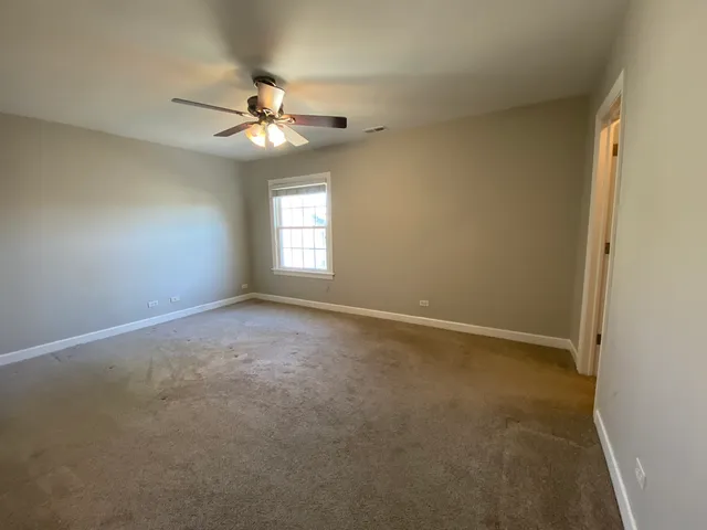 $2,400 | 1722 Ranchview Drive, Naperville, IL 60565