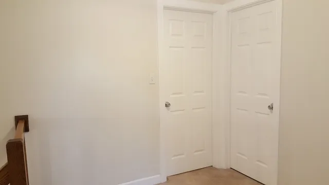 $2,400 | 1722 Ranchview Drive, Naperville, IL 60565