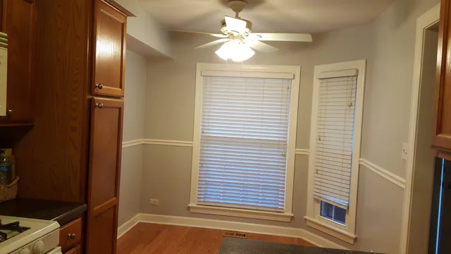 $2,400 | 1722 Ranchview Drive, Naperville, IL 60565