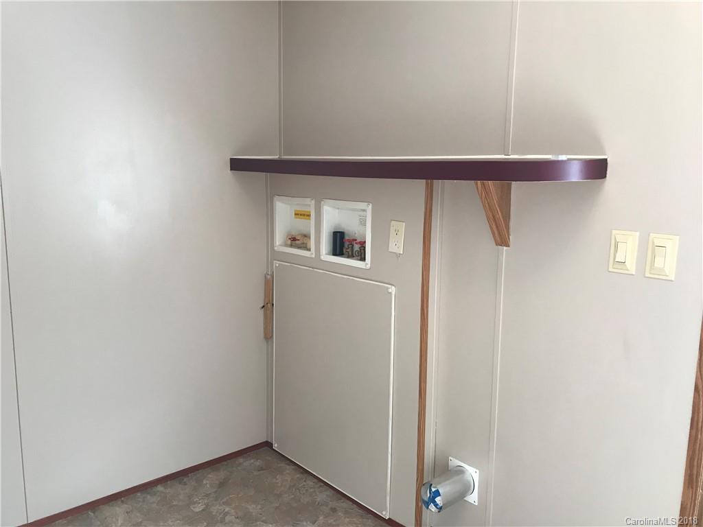 5730 East Bandys Cross Road Catawba, NC 28609 - Photo 20 of 21 a view of a hallway