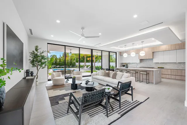 $3,850,000 | 718 Lake Avenue North, Delray Beach, FL 33483