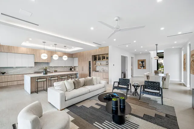 $3,850,000 | 718 Lake Avenue North, Delray Beach, FL 33483