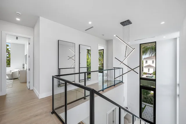 $3,850,000 | 718 Lake Avenue North, Delray Beach, FL 33483