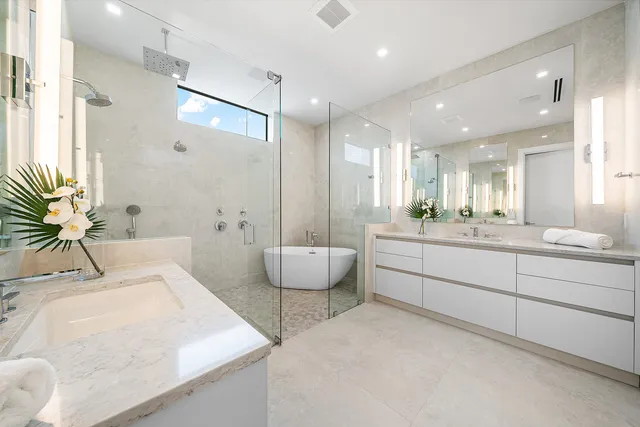 $3,850,000 | 718 Lake Avenue North, Delray Beach, FL 33483