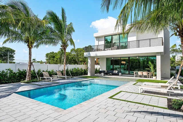 $3,850,000 | 718 Lake Avenue North, Delray Beach, FL 33483