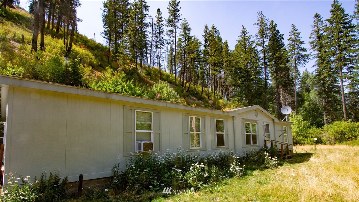 1332 North Touchet Road Dayton, WA 99328 - Photo 1 of 20 Gallery Image 1