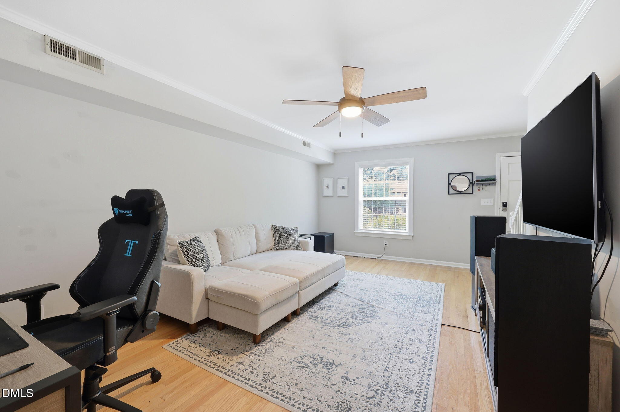 3733 Yorktown Place, Unit 3733 Raleigh, NC 27609 - Photo 5 of 28 27-web-or-mls-IMG_9254