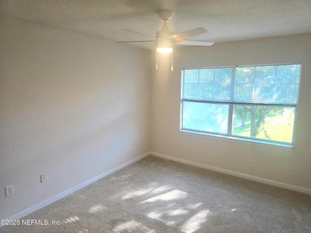 $1,370 | 8550 Argyle Business Loop, Unit 604, Jacksonville, FL 32244