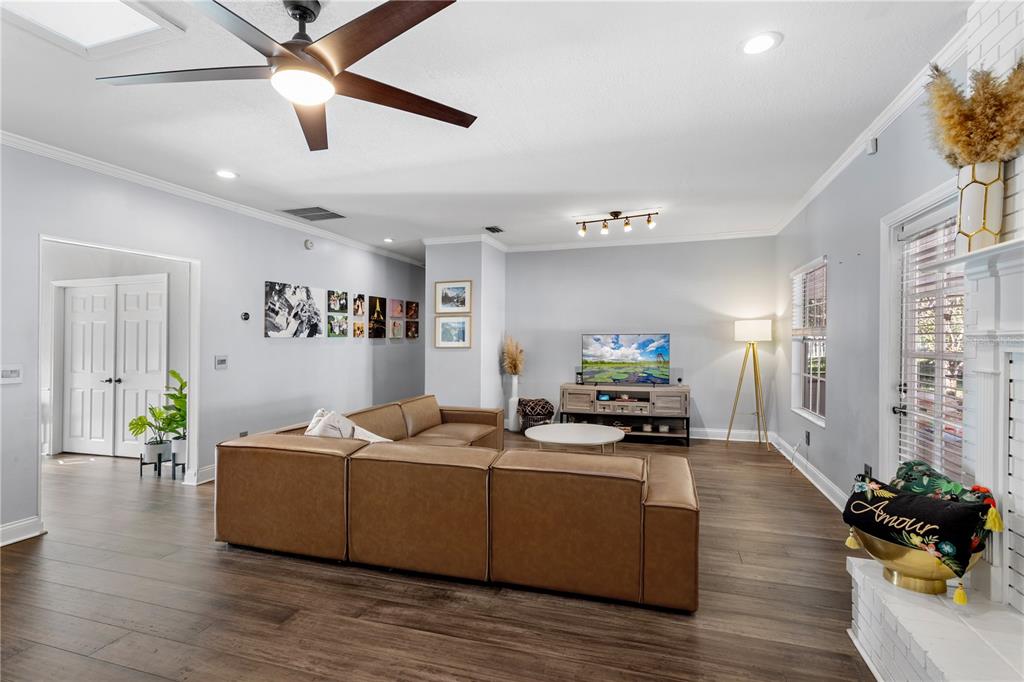 9237 McDavid Court Windermere, FL 34786 - Photo 7 of 25