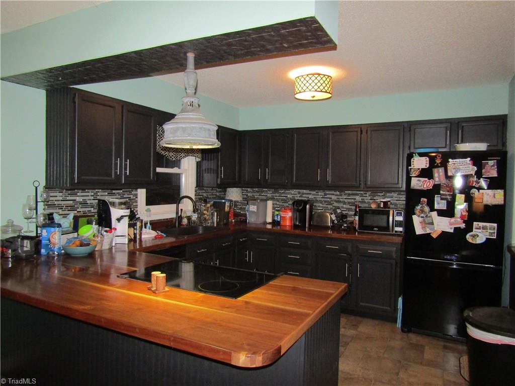 7115 North River Road Oak Ridge, NC 27310 - Photo 8 of 11