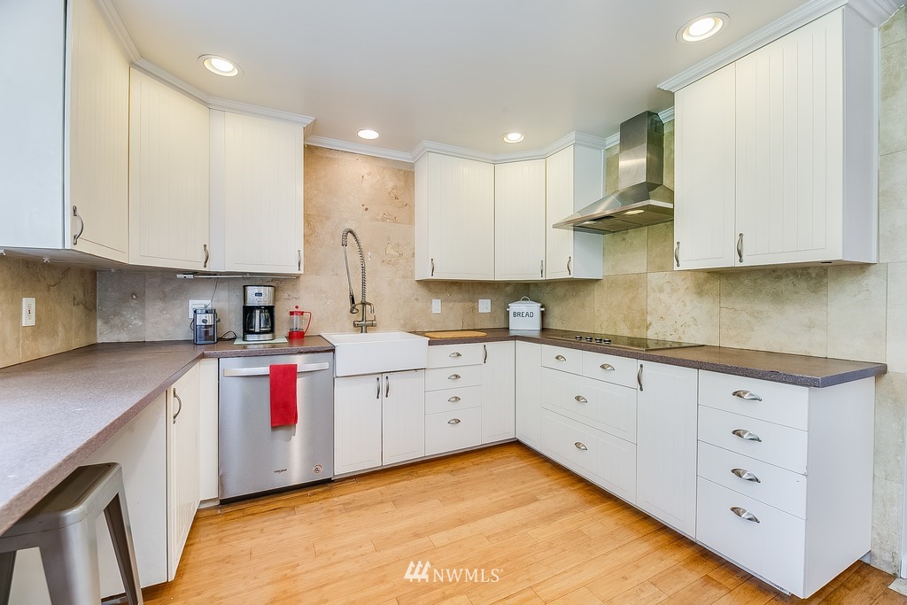 15114 Southeast 107th Street Renton, WA 98059 - Photo 16 of 35 Gallery Image 16