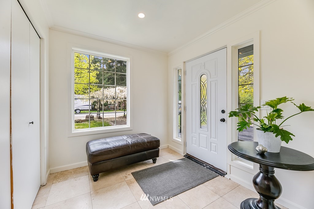 15114 Southeast 107th Street Renton, WA 98059 - Photo 9 of 35 Gallery Image 9