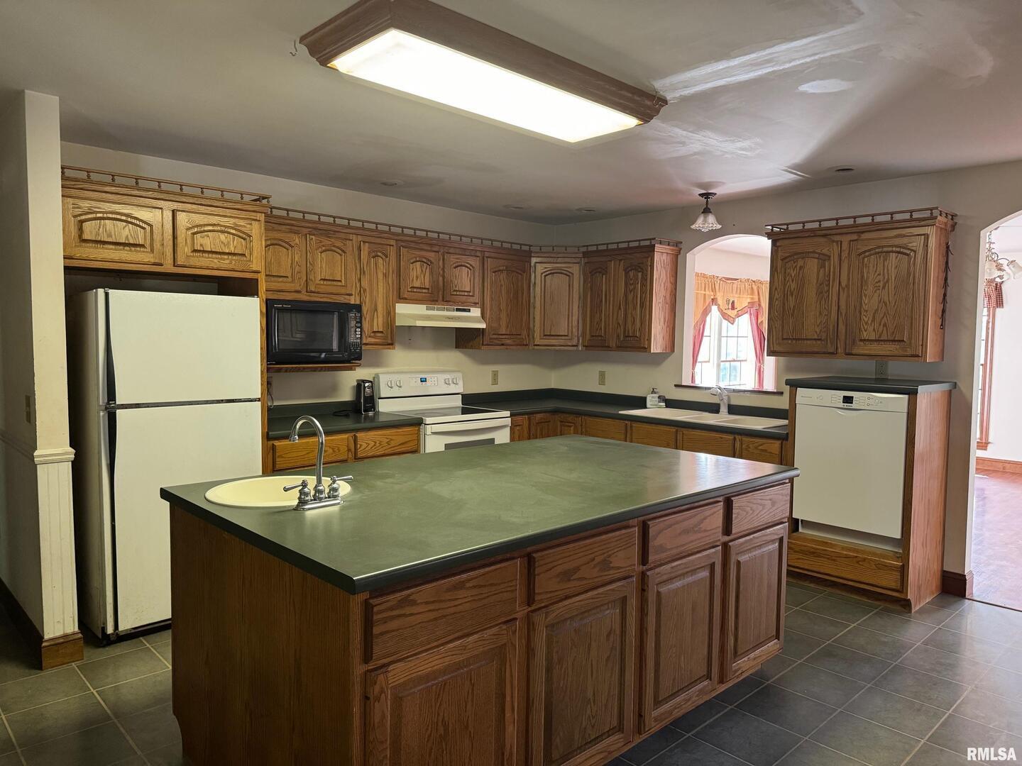 102 West North Street Ina, IL 62846 - Photo 22 of 61