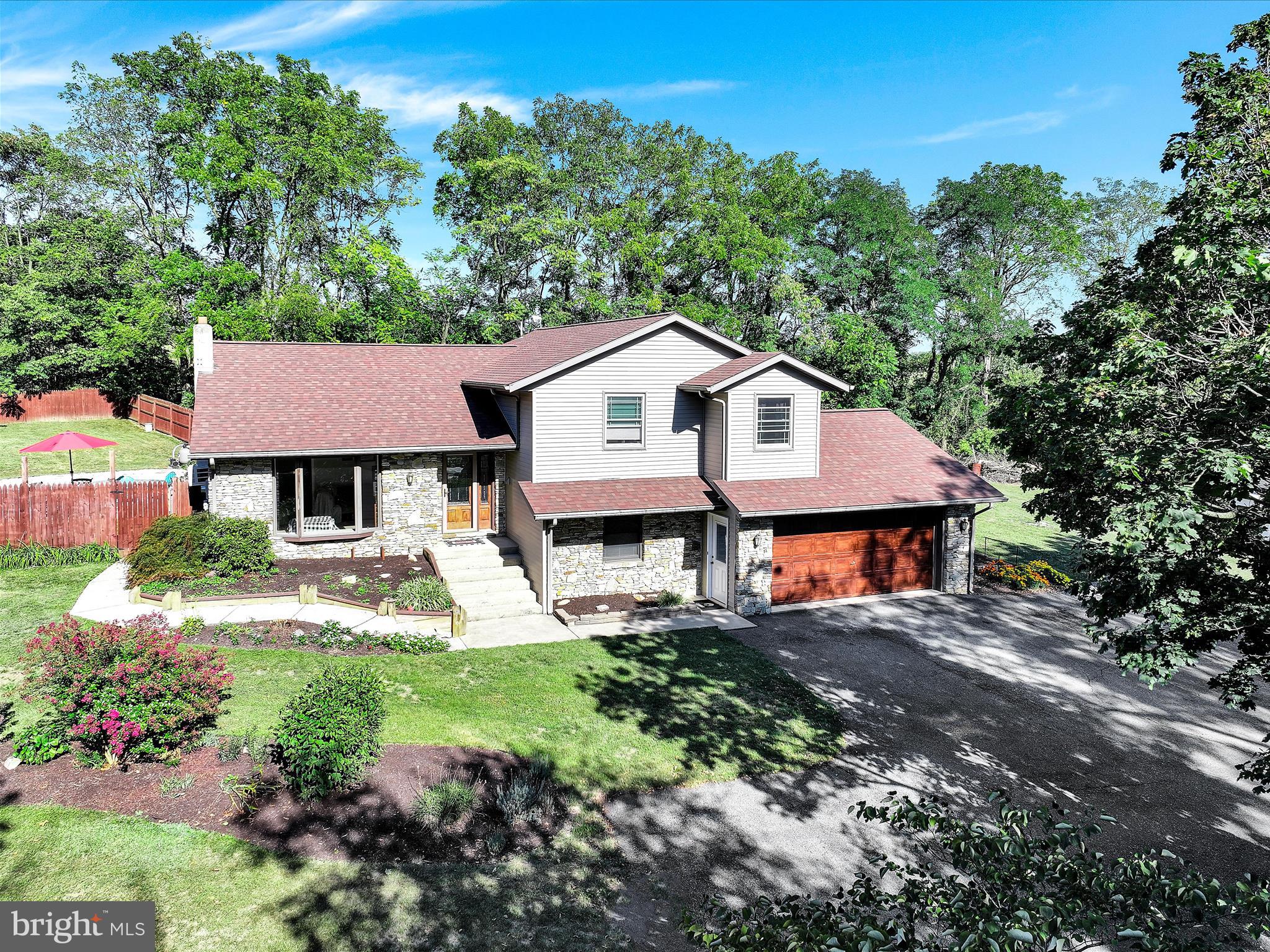 128 Old Ebenezer Road Lebanon, PA 17046 - Photo 1 of 16 Front Aerial