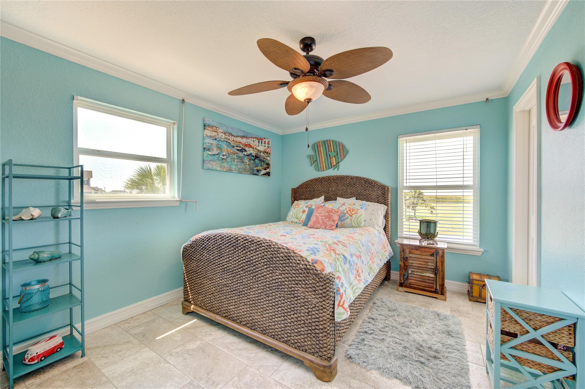 3915 Kiva Road Galveston, TX 77554 - Photo 12 of 44