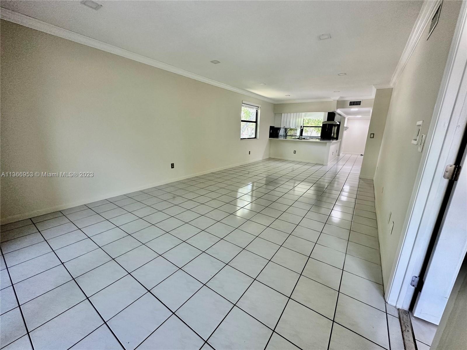 9746 West McNab Road, Unit 212 Tamarac, FL 33321 - Photo 12 of 57 Gallery Image 12