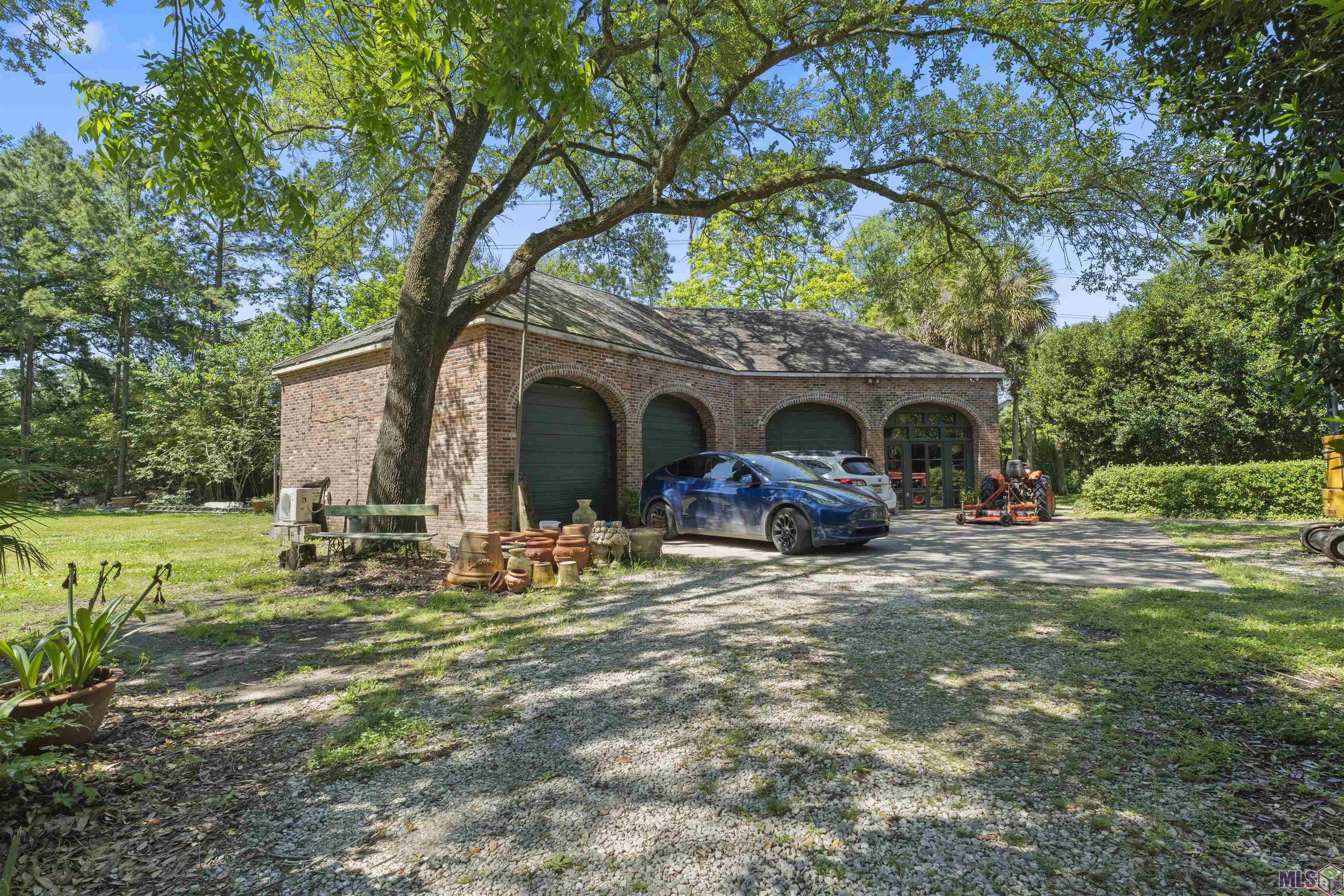 6088 Moss Lane Baton Rouge, LA 70808 - Photo 35 of 40