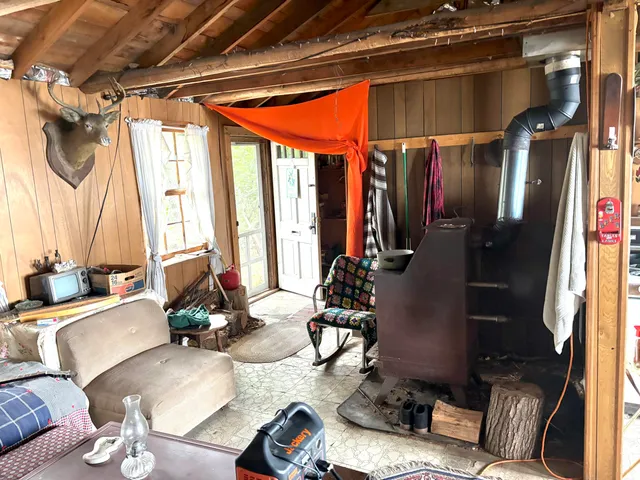 $289,000 | 021 1st, Millinocket, ME 04462