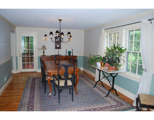 17 Shade Street Lexington, MA 02421 - Photo 6 of 16