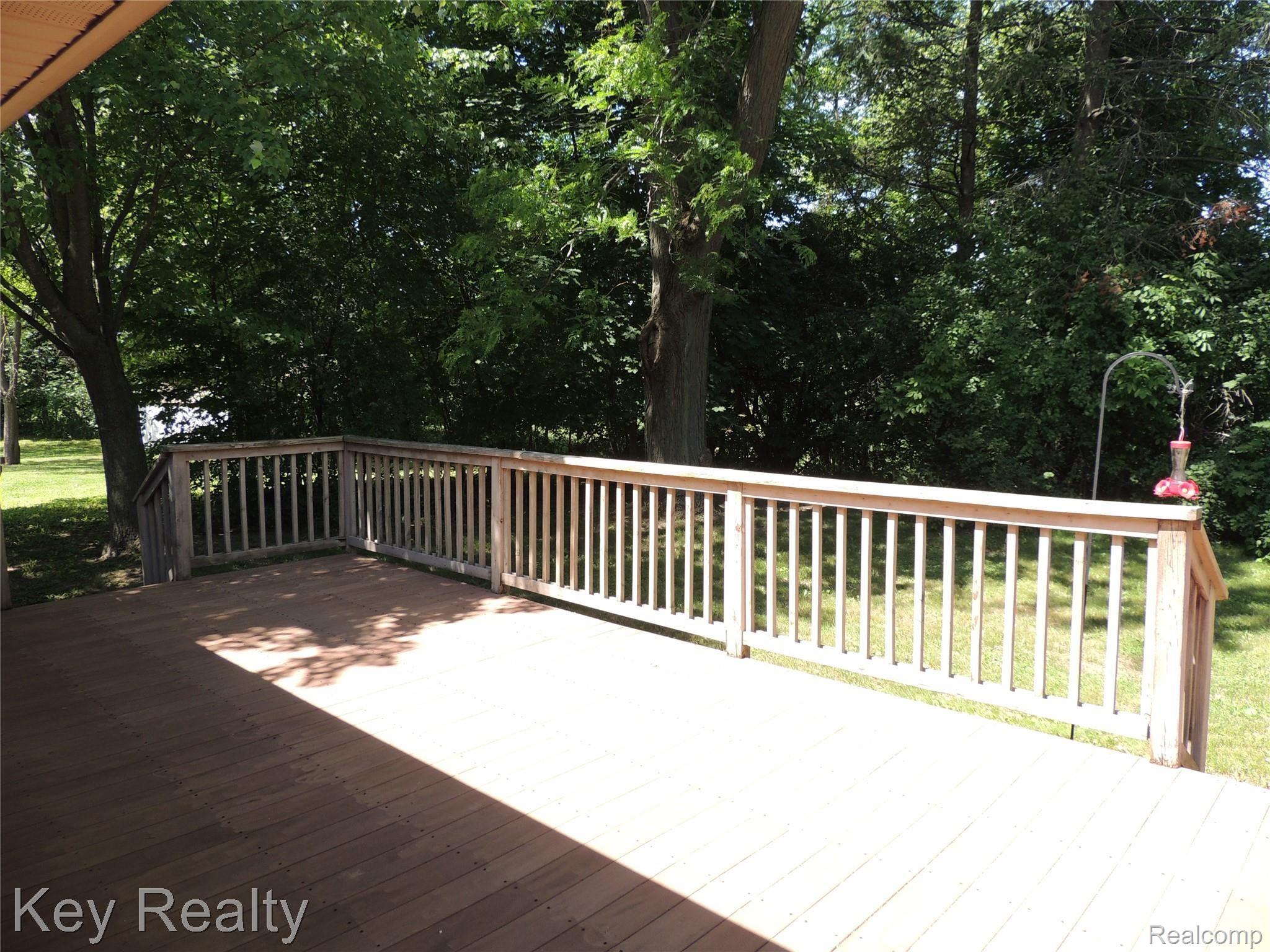 7875 Tower Road Northville, MI 48168 - Photo 4 of 23 DSCN9616.JPG